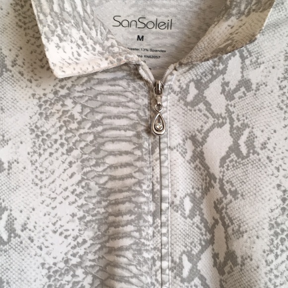 White SnakeSkin Workout Shirt - Picture 3 of 4